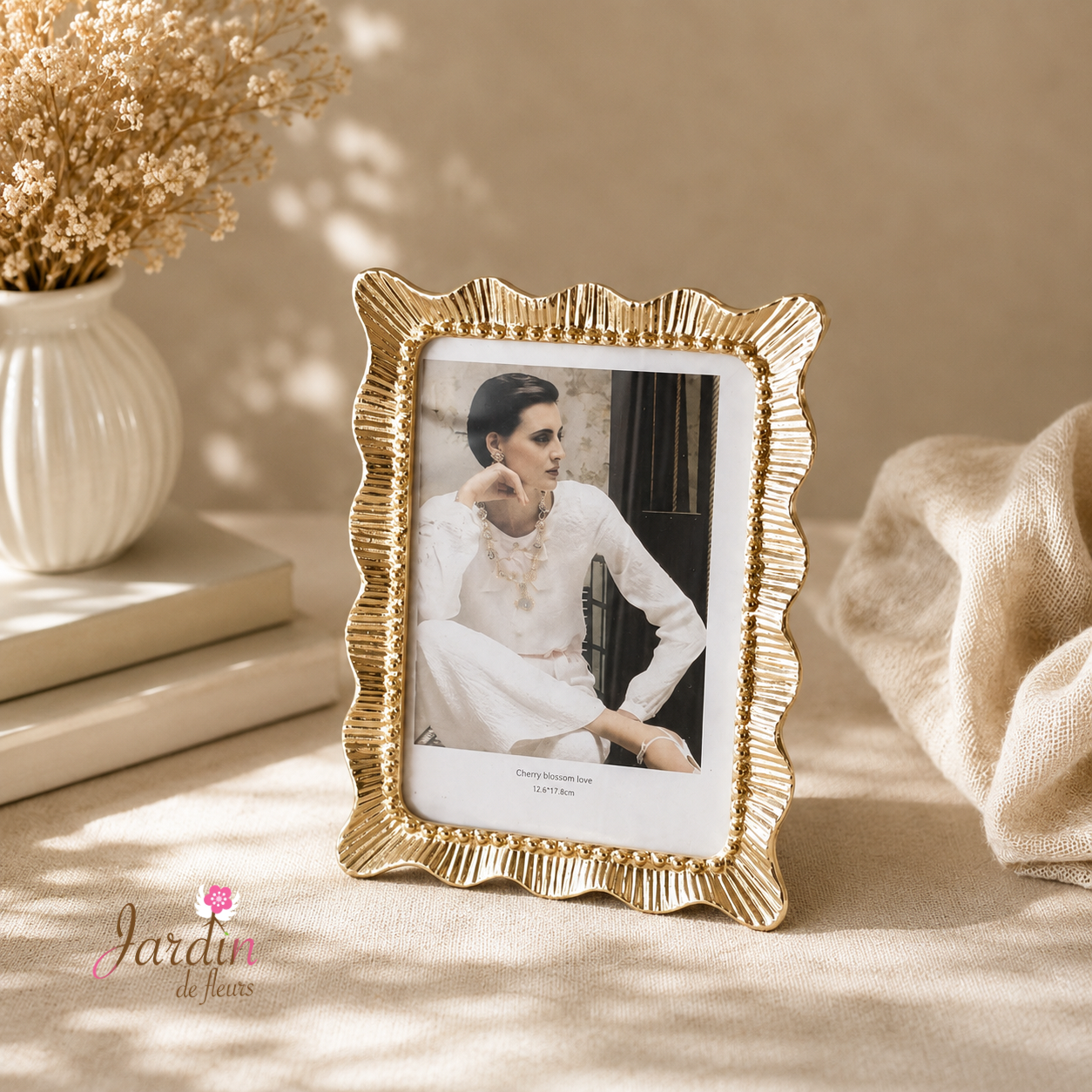 Vintage Ornate Gold Photo Frame -7 inch